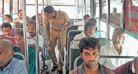 தமிழக பழங்குடி கிராமங்களில் மாவோயிஸ்ட்கள்?﻿- தேடுதல் வேட்டையில் அதிரடிப் படை