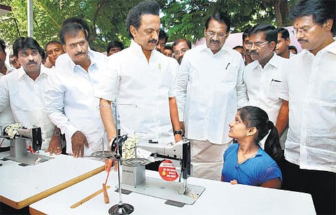 புதுப்பிக்கப்பட்ட எம்எல்ஏ அலுவலகத்தை மு.க.ஸ்டாலின் திறந்து வைத்தார்﻿
