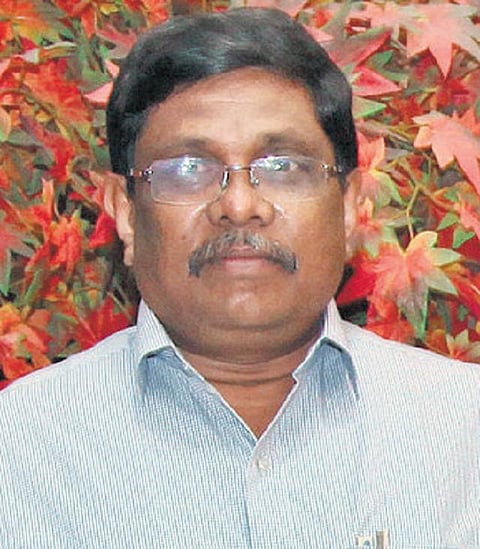 டாஸ்மாக் கடைகள் மூடப்பட்டதால்﻿  ரூ.1,500 கோடி வருவாய் குறையும்: நிதித்துறை செயலாளர் கே. சண்முகம் தகவல்