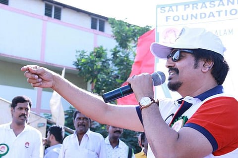 மரம் வளர்ப்பதன் மூலமே புவி வெப்பமயமாதலை தடுக்க முடியும்: நடிகர் விவேக்