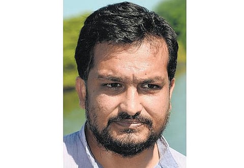 சிறையில் தாக்கிய கண்காணிப்பாளர், வார்டன் மீது இயற்கை ஆர்வலர் பியூஸ் மானுஷ் போலீஸில் புகார்﻿