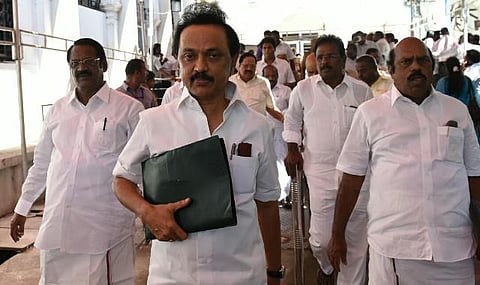 சபாநாயகர் சர்வாதிகார அடிப்படையில் செயல்படுகிறார்: ஸ்டாலின் குற்றச்சாட்டு