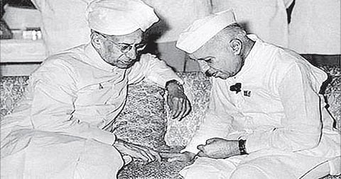 உண்மையைத் தேடிய ஆசிரியர்﻿