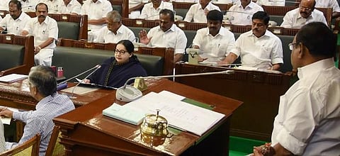ரூ.87 ஆயிரம் கோடியில் தொழில் முதலீடு: 64 நிறுவனங்கள் பணிகளை தொடங்கின - சட்டப்பேரவையில் முதல்வர் அறிவிப்பு