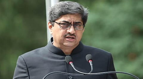 கண்ணாடி மாளிகைக்குள் இருந்துகொண்டு கல் எறியக் கூடாது﻿: பாகிஸ்தானுக்கு இந்தியத் தூதர் அறிவுரை﻿