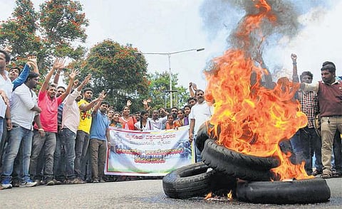 தமிழகத்துக்கு﻿ காவிரி நீர் திறக்கப்பட்டதை கண்டித்து கர்நாடகாவில் இன்று முழு அடைப்பு﻿: பாஜக, மஜத, கன்னட அமைப்புகள் பங்கேற்பு﻿