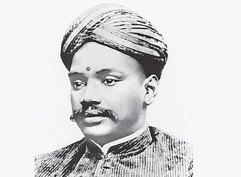 வ.உ.சிதம்பரனார் பிறந்த தினத்தை﻿ வழக்கறிஞர் தினமாக அறிவிக்க கோரி வழக்கு﻿: மத்திய, மாநில அரசுகள் பரிசீலிக்க உத்தரவு﻿