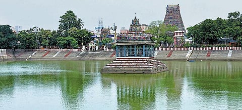 உயிர் காக்கும் குளம் காப்போம்﻿