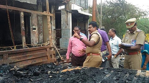 சிவகாசி பட்டாசு விபத்து: இருவர் கைது; 6 பேர் மீது வழக்கு
