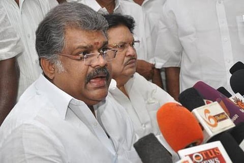 சுகாதார நிலையங்களில் மருத்துவப் பற்றாக்குறைகளைப் பூர்த்தி செய்க: வாசன்