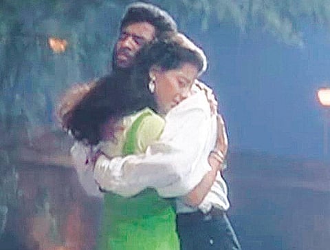 இதுதான் நான் 52: மின்சார நினைவு!﻿