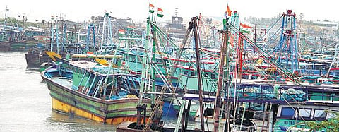 நாகை மீனவர்கள் வேலைநிறுத்தம்﻿