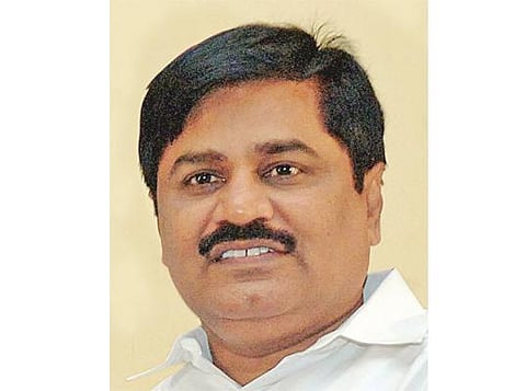 அரசியல் காரணத்துக்காக நதிகள் இணைப்பு நின்றுவிட கூடாது﻿ - திமுக தலைமை செய்தி தொடர்பாளர் கே.எஸ்.ராதாகிருஷ்ணன் வலியுறுத்தல்﻿