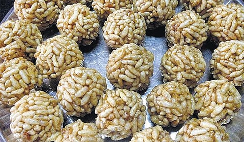 குறிப்புகள் பலவிதம்: கார்த்திகைப் பொரி உருண்டை