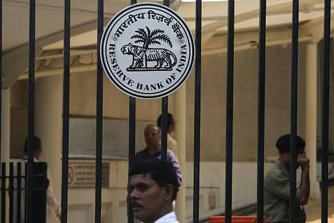 10 ரூபாய் நாணயங்கள் சட்டப்படி செல்லும்: ரிசர்வ் வங்கி தகவல்﻿