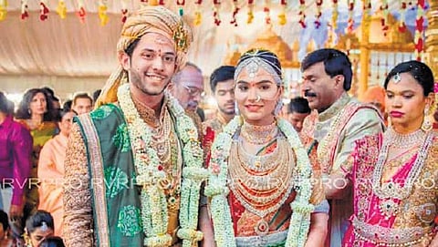 ஜனார்த்தன ரெட்டி மகள் திருமணத்தில் பங்கேற்றதால் சிக்கல்﻿: வரித்துறை பிடி இறுகுவதால் நடிகர், நடிகைகள் அதிர்ச்சி﻿
