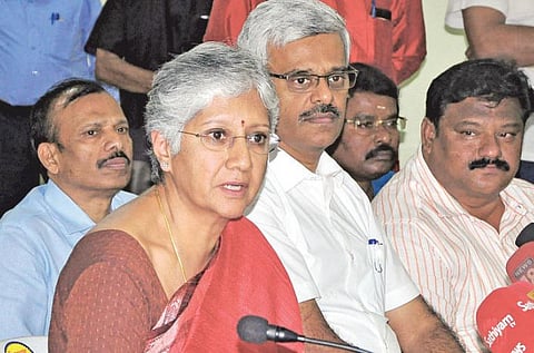 பண மதிப்பு நீக்க உத்தரவால் தொழிலாளர்களுக்கு சம்பளம் வழங்க முடியாமல் தவிப்பு: கோவை தொழில் துறையினர் கவலை