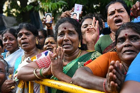 ஜெயலலிதா உடல்நிலை: அப்போலோ பரபரப்பு நிமிட பதிவுகள்