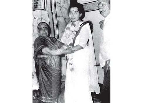 ஜெயலலிதாவுக்கு முதல் அரசியல் வெற்றியை தந்த திருச்செந்தூர்﻿