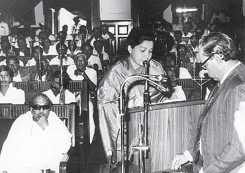 ஜெ. - முதலும் கடைசியுமாய்... சில உரைகள்...