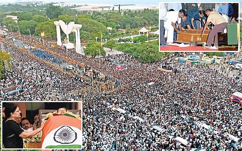 சென்னை மெரினாவில் எம்.ஜி.ஆர். நினைவிடம் அருகே முழு அரசு மரியாதையுடன்﻿ ஜெயலலிதா உடல் நல்லடக்கம்﻿