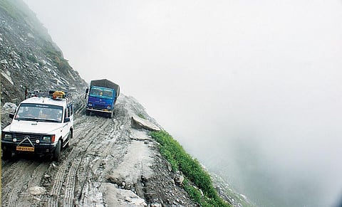 அலையோடு விளையாடு! 12 - உலகக் கூரையின் மீது திக்... திக்...