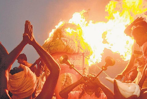 அக்னி தெய்வம் அண்ணாமலையார்﻿
