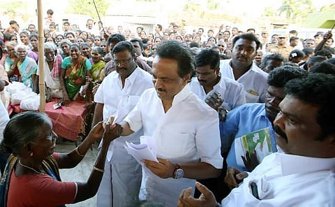 உள்ளாட்சி அமைப்புகளில் தமிழக அரசின் நிவாரணப் பணிகள் திருப்தி அளிக்கவில்லை: ஸ்டாலின்