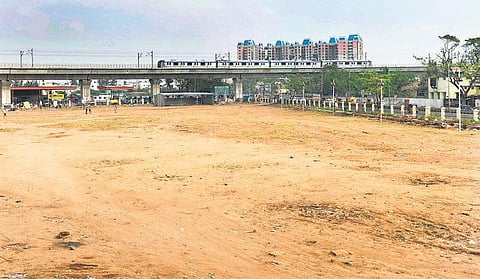 பொங்கலுக்காக ஊரப்பாக்கத்தில் தற்காலிக பேருந்து நிறுத்தம்