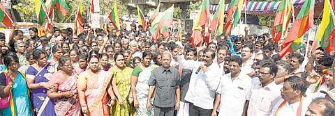 உயிரிழந்த விவசாயிகள் குடும்பத்துக்கு ரூ.25 லட்சம் நிவாரண நிதி: வேல்முருகன் வலியுறுத்தல்