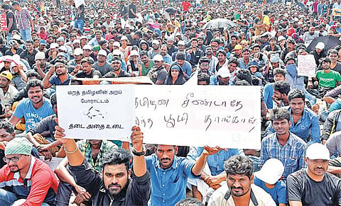 டெல்லிக்கட்டு!