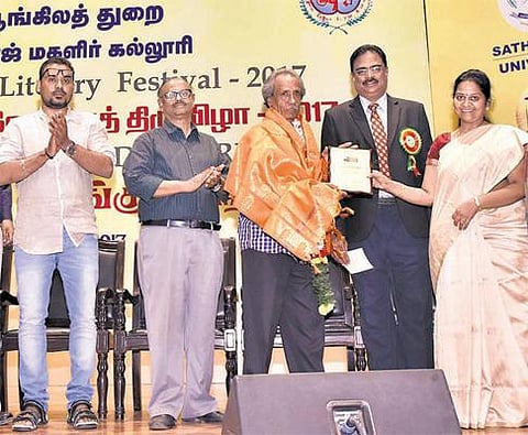 விடுபூக்கள்: இலக்கியத் திருவிழா விருது﻿