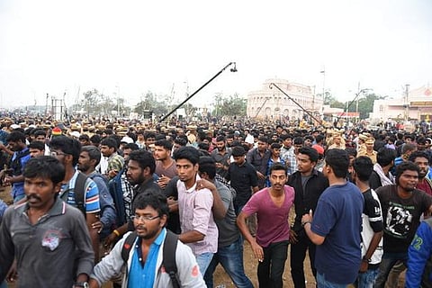 வழக்கு நீதிமன்றத்தில் இருக்கும்போது ஊடகங்களுக்கு பேட்டி அளித்தது ஏன்?﻿﻿- மயிலாப்பூர் துணை ஆணையருக்கு திமுக நோட்டீஸ்﻿﻿