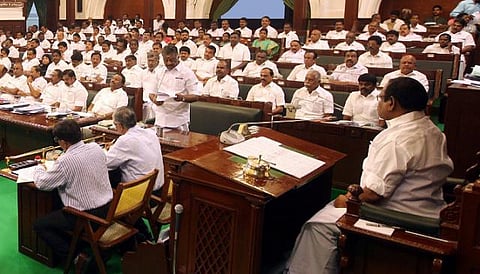 போராட்ட மாணவர்கள் 32 பேரும் விடுவிப்பு; வன்முறையில் ஈடுபட்ட போலீஸார் மீது நடவடிக்கை: ஓபிஎஸ் அறிவிப்பு