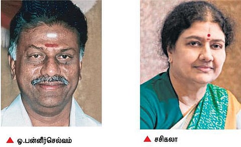 அதிமுக பொருளாளர் பொறுப்பில் இருந்து ஓபிஎஸ் நீக்கம்: சசிகலா அறிவிப்பு