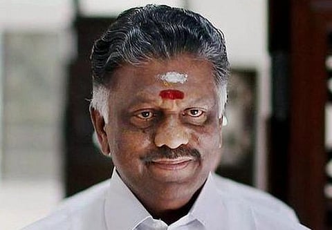 சிறுமி ஹாசினி குடும்பத்துக்கு ரூ.3 லட்சம் நிவாரணம்: ஓபிஎஸ் அறிவிப்பு