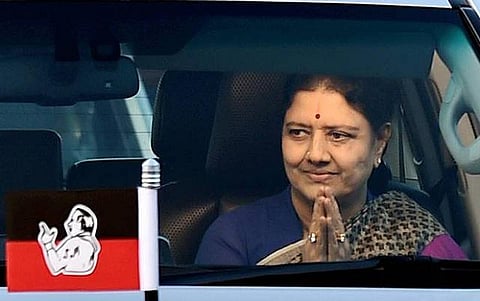 சொத்துக்குவிப்பு வழக்கில் 4 ஆண்டு சிறை தண்டனை பெற்ற﻿ சசிகலா கட்சியின் பொதுச் செயலாளர் ஆகலாம்﻿: தலைமை தேர்தல் ஆணையம் தகவல்﻿
