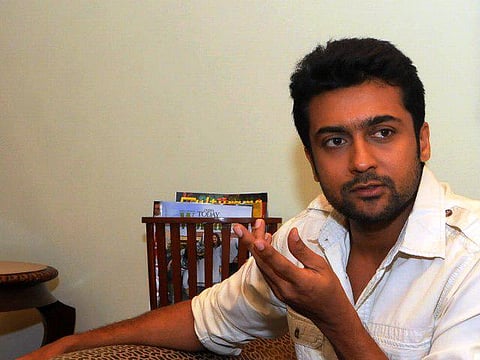 தமிழக மக்களின் நிலை: சூர்யா விரக்தியில் கலாய்ப்பு