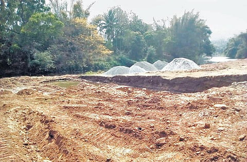 அட்டப்பாடி பகுதியில்﻿ பவானியின் குறுக்கே கட்டப்படும் அணைகள் பாசனத்துக்காகவா? வேறு காரணமா?﻿ - கேரள அரசின் நடவடிக்கையால் குழப்பத்தில் தவிக்கும் விவசாயிகள்﻿