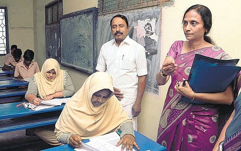ஏப்ரலில் நடைபெறவுள்ள தகுதித்தேர்வு மூலம் 3 ஆயிரம் ஆசிரியர் பணியிடங்கள் நிரப்பப்படும்: பள்ளிக்கல்வி அமைச்சர் கே.ஏ.செங்கோட்டையன் தகவல்