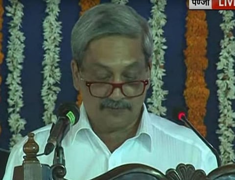 கோவா மாநில முதல்வராக பதவியேற்றார் மனோகர் பாரிக்கர்