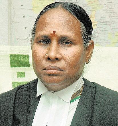 உயர் நீதிமன்ற நீதிபதி ஆர்.மாலா ஓய்வு﻿: நீதிபதிகள் எண்ணிக்கை 54 ஆக குறைவு﻿