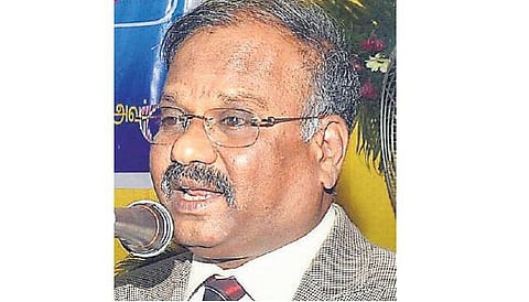 நீட் தேர்விலிருந்து விலக்கு கோருவது தமிழகத்துக்கு அவமானம் இல்லையா?﻿ - அரசுக்கு உயர் நீதிமன்ற நீதிபதி என்.கிருபாகரன் கேள்வி﻿
