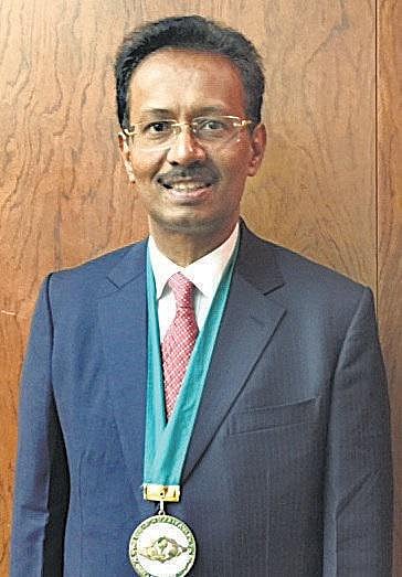 கழுத்து, முதுகுத் தண்டு ஆராய்ச்சிக்கான சர்வதேச சங்கத் தலைவராக தமிழக டாக்டர் ராஜசேகரன் தேர்வு