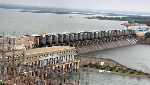 தமிழகம்போல ஆந்திராவிலும் கடும் வறட்சி﻿: சென்னைக்கு கிருஷ்ணா நீர் திறப்பு அடியோடு நிறுத்தம்