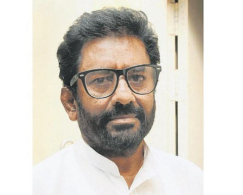 சிவசேனா எம்.பி.க்கு விதித்த தடையை வாபஸ் பெற்றது ஏர்இந்தியா﻿