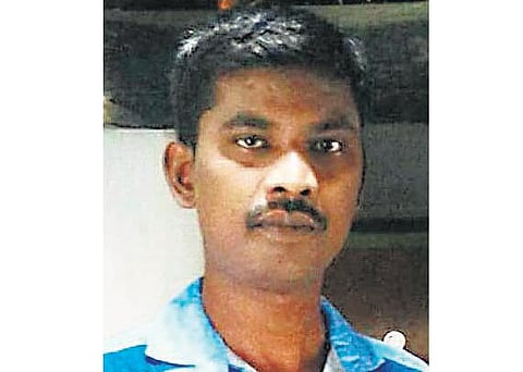 திருப்பூரில் உள் இடஒதுக்கீட்டை வலியுறுத்தி﻿ ஆதித்தமிழர் பேரவை நிர்வாகி தீக்குளித்து தற்கொலை: கடிதம் எழுதியுள்ளதாக போலீஸார் தகவல்﻿