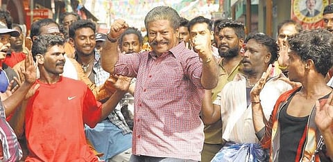 முதல் பார்வை:  ப.பாண்டி - நிறைவான சினிமா!