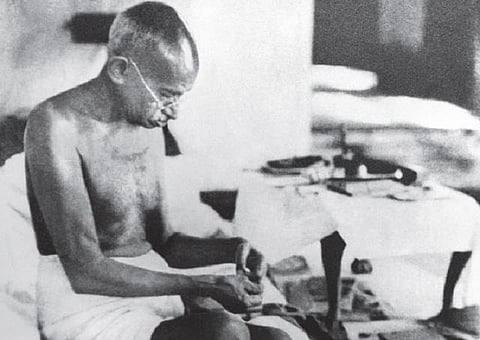 சம்பாரண் ஏன் காந்திக்கும் நமக்கும் அவ்வளவு முக்கியமானது?﻿