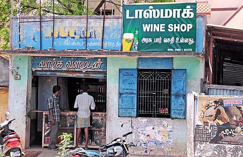 தேசிய, மாநில நெடுஞ்சாலைகளை﻿ மாநகராட்சி, நகராட்சி கட்டுப்பாட்டில் கொண்டுவர நடவடிக்கை﻿: புதிய டாஸ்மாக் கடைகள் திறக்க வாய்ப்பு﻿